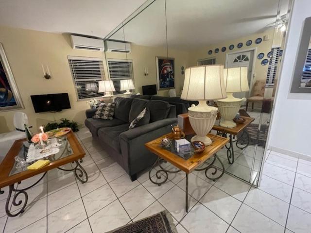Fortlauderdale Beach Apartment Форт-Лодердейл Экстерьер фото